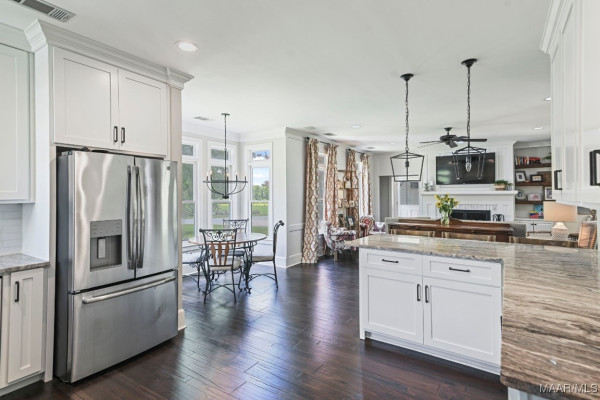 457 Hummingbird Lane