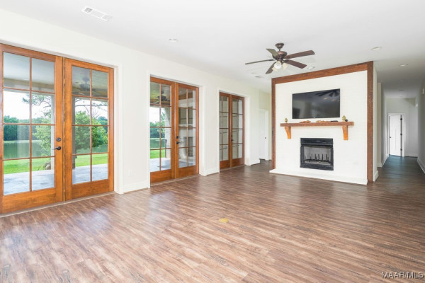 51 N Leahmon Lane