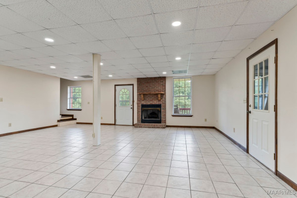 455 County Road 926 .