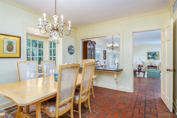 2722 Lansdowne Drive