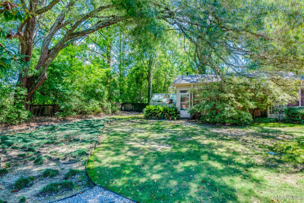 2722 Lansdowne Drive