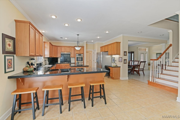 3857 LLYDE Lane