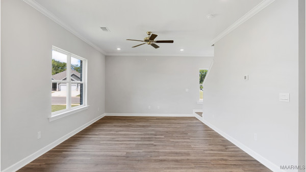 1010 Kelly Way