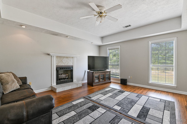 2011 Glen Forest Drive