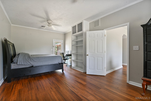 2011 Glen Forest Drive