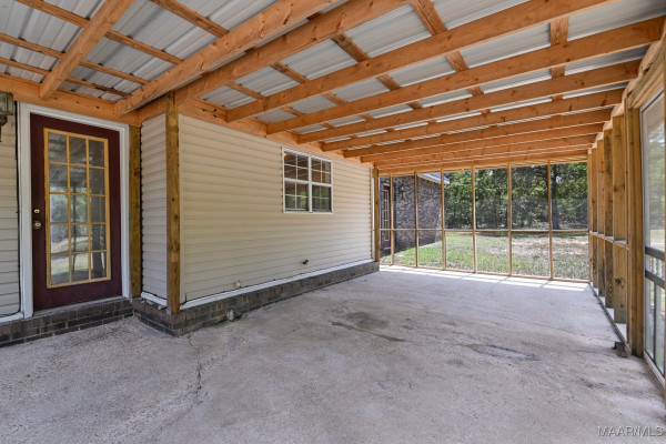 2011 Glen Forest Drive