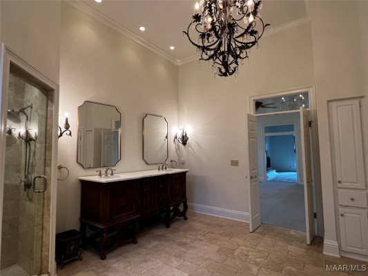 7863 Lakeridge Drive