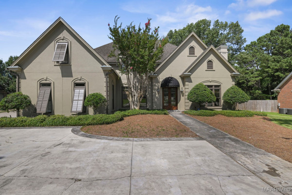 7863 Lakeridge Drive