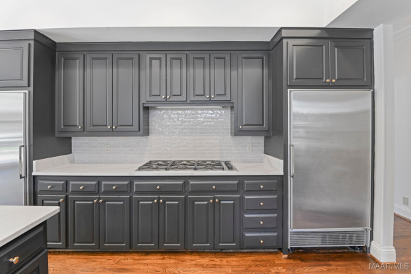 7863 Lakeridge Drive