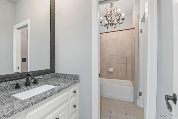 7863 Lakeridge Drive