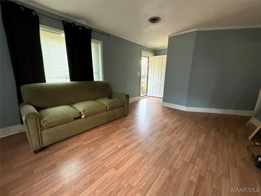 9 Montview Court