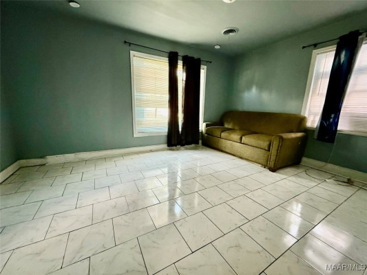 9 Montview Court