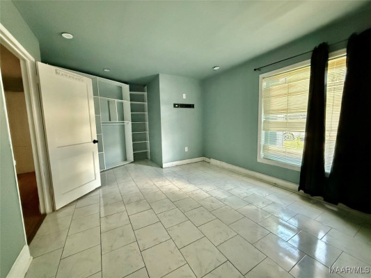 9 Montview Court