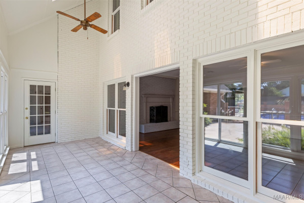 1411 Meriwether Road