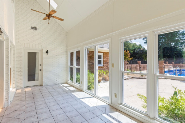 1411 Meriwether Road