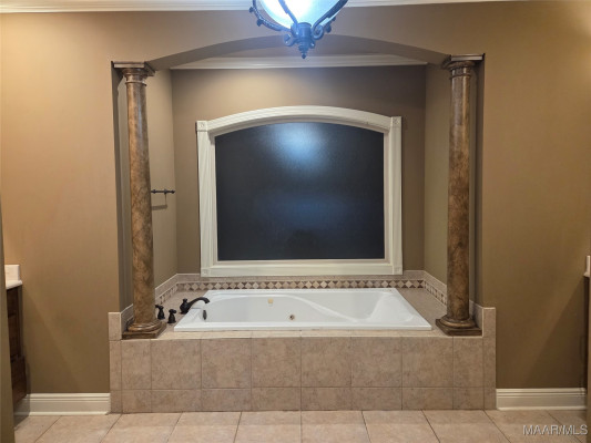 1113 OLD BRECKENRIDGE Lane