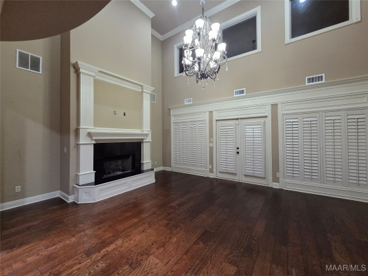 1113 OLD BRECKENRIDGE Lane