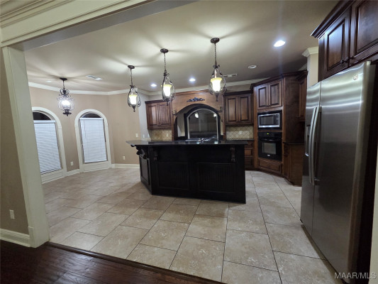 1113 OLD BRECKENRIDGE Lane