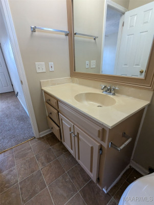 148 Blushing Groom Street