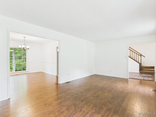 701 Ridgedale Lane