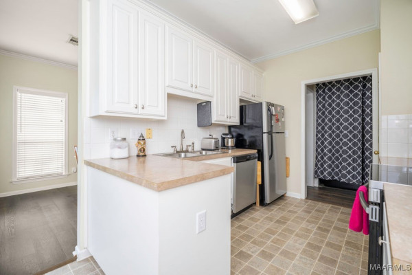 4620 CLINT Court