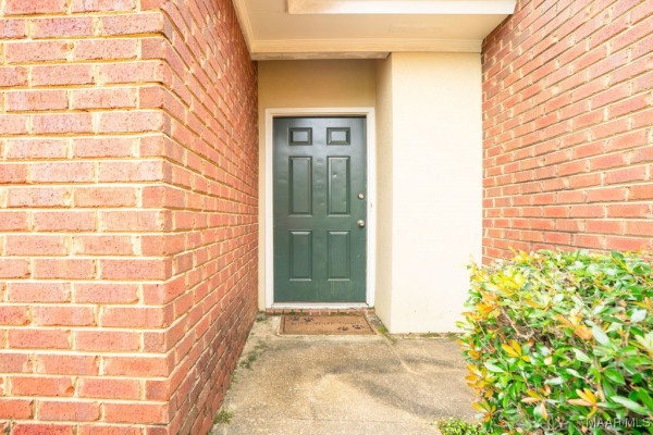 4620 CLINT Court