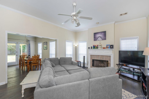 4620 CLINT Court