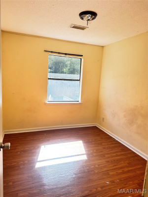 1206 Seth Johnson Drive