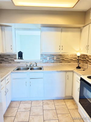 1206 Seth Johnson Drive