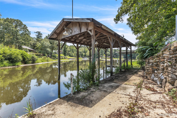 385 Joes Fish Camp Road