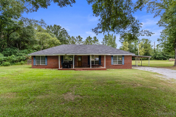 824 County Road 1 . N