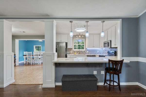 824 County Road 1 . N