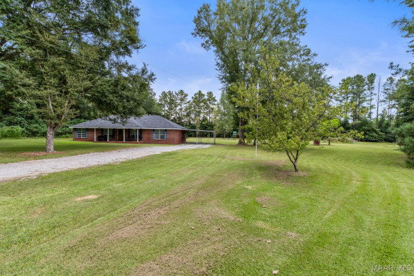 824 County Road 1 . N