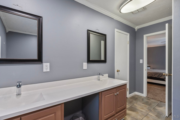 824 County Road 1 . N