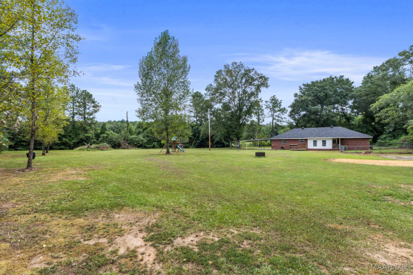 824 County Road 1 . N