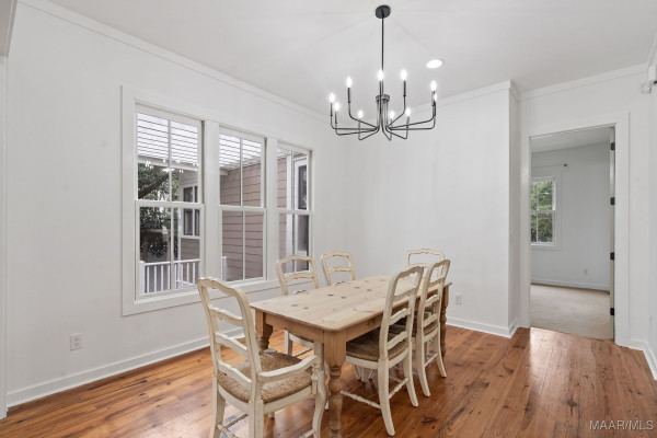 5 Avenue of the Waters .