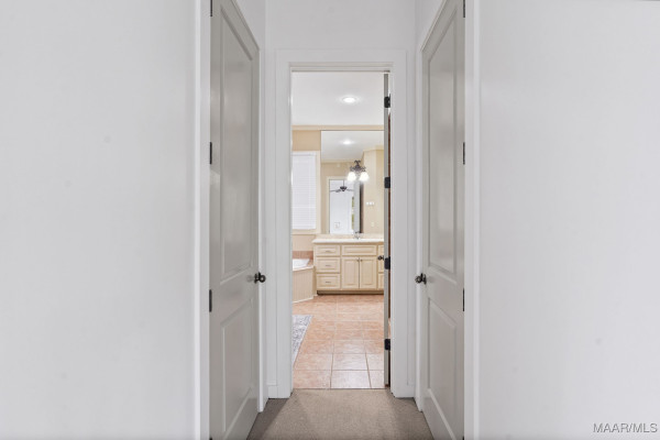 5 Avenue of the Waters .