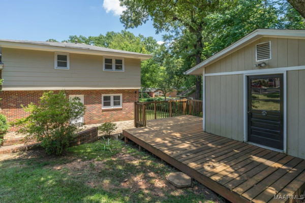 925 GREEN FOREST Drive