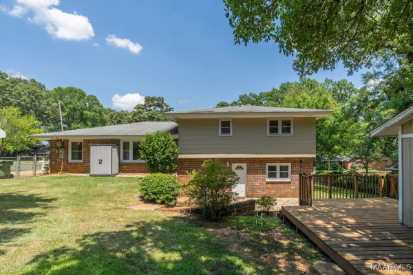 925 GREEN FOREST Drive