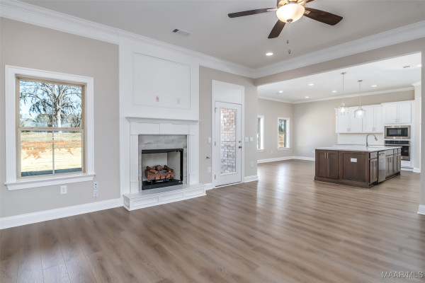 992 Cavalier Drive