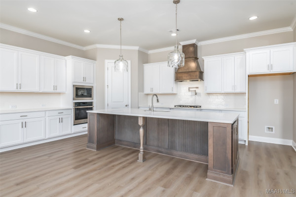 992 Cavalier Drive