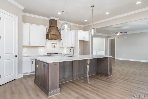 992 Cavalier Drive