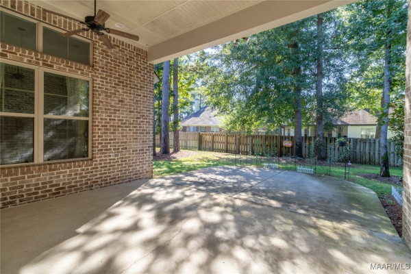 8901 Crescent Lodge Drive