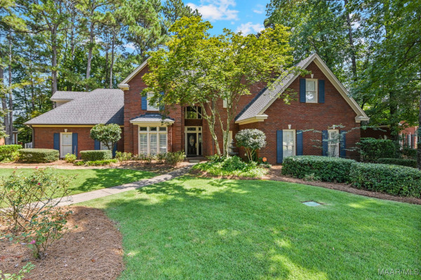 7149 PINECREST Drive