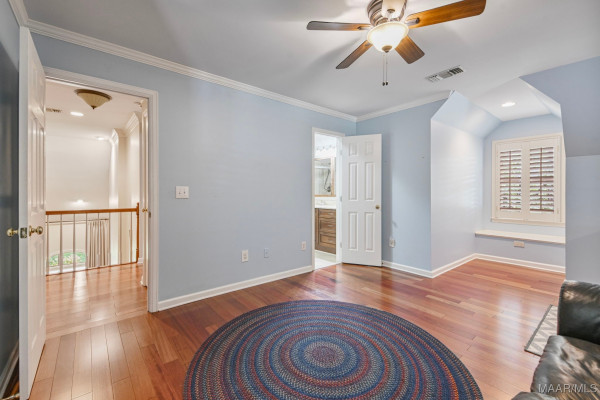 7149 PINECREST Drive