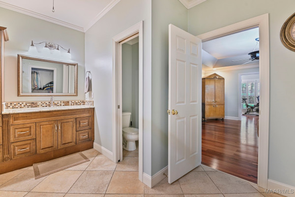 7149 PINECREST Drive