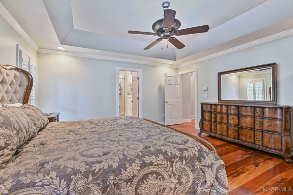 7149 PINECREST Drive