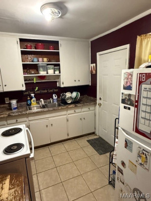 3261 UPCHURCH Circle