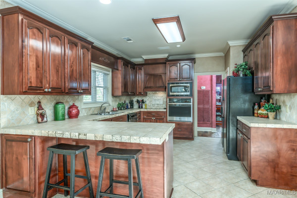 9216 Sturbridge Place