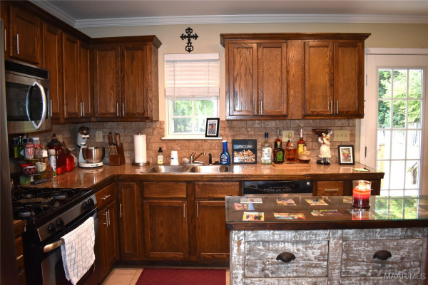 3320 RICHARDSON Road